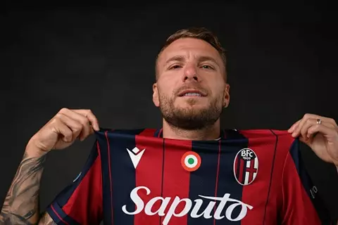 إيموبيلي: أحلم بجائزة هداف الدوري الإيطالي مع بولونيا.. لم يفز بها أحد 5 مرات من قبل